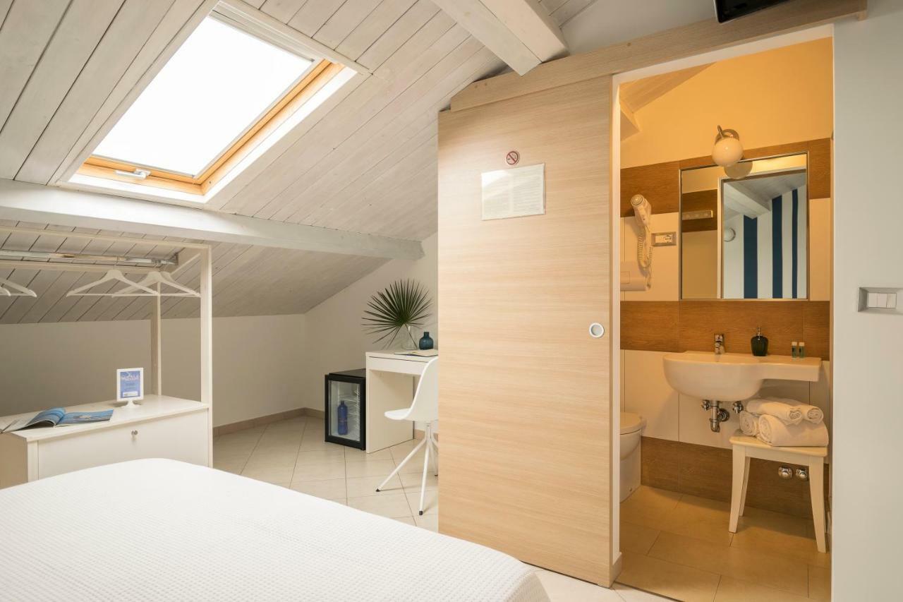 Civico 64 Bed & Breakfast In Mansarda Palmi Exteriér fotografie